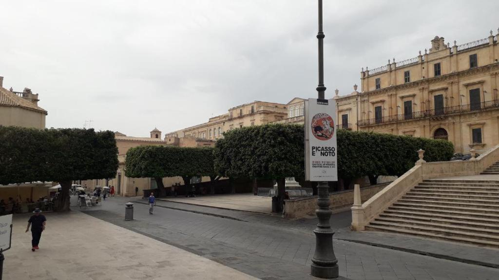 La Casa Re Basuli Villa Noto Kültér fotó